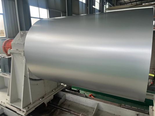 24 Gauge X 48 Inch Алюминиевый сплав 3105 PVDF краска Предварительно окрашенная алюминиевая катушка для крыши зданий и фасадов