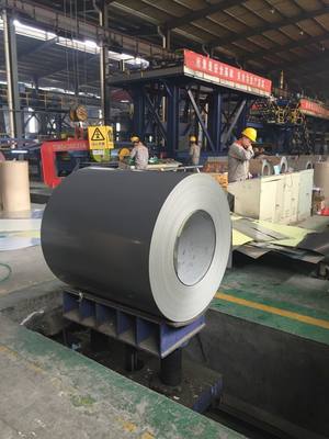 Трехмерное ощущение дерева, разработанное сплав с сплав 3105 0,50 мм, покрытый алюминиевым листом для алюминиевого листа для дверей металлического ролика.