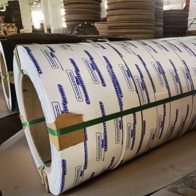 Алюминиевая катушка с покрытием глянцевого белого цвета (толщина 0,4-0,8 мм, покрытие PE) для внутренней отделки и мебельных профилей