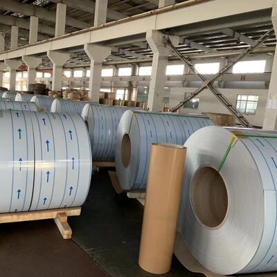 Алюминиевый сплав 3003 Алюминиевый лист для материала потолка внутри помещения (0,6–0,9 мм | нестандартная ширина | покрытие RAL)