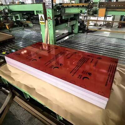 Высокая глянцевая полиэстерная отделка толщиной 1,0 мм для архитектурных крыш и фасадов